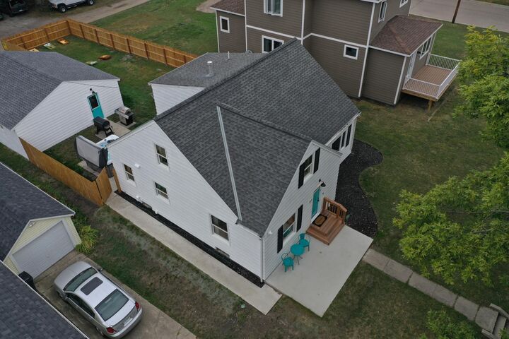 Property Photo:  27 Division Street N  MN 56222 