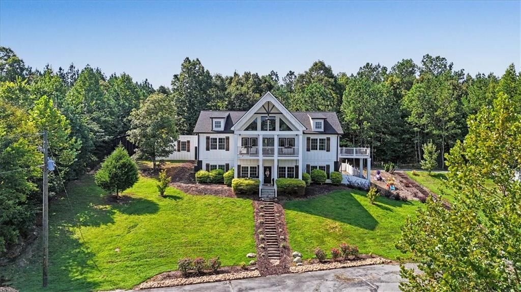 Property Photo: 250 Crowe Springs Road NW GA 30121