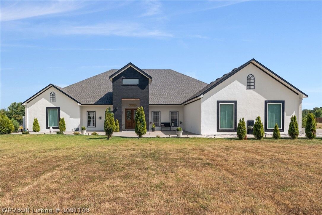 Property Photo:  9114 County Line Road  AR 72933 