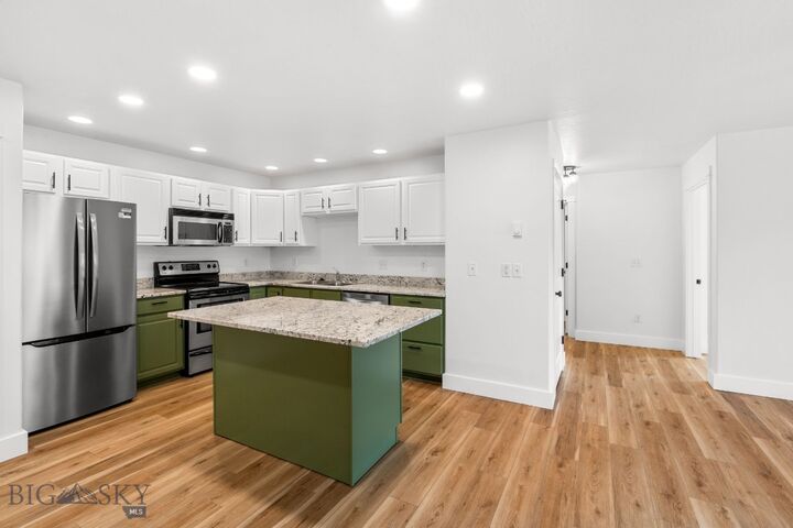 Property Photo:  2220 Baxter Lane 4C  MT 59718 
