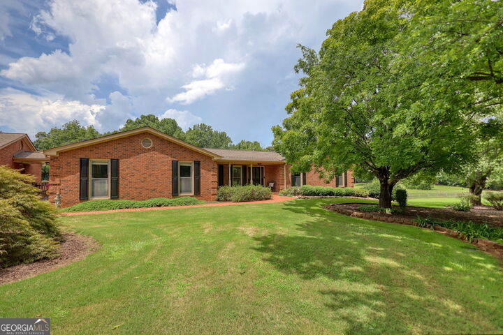 Property Photo: 3331 Highway 213 GA 30055