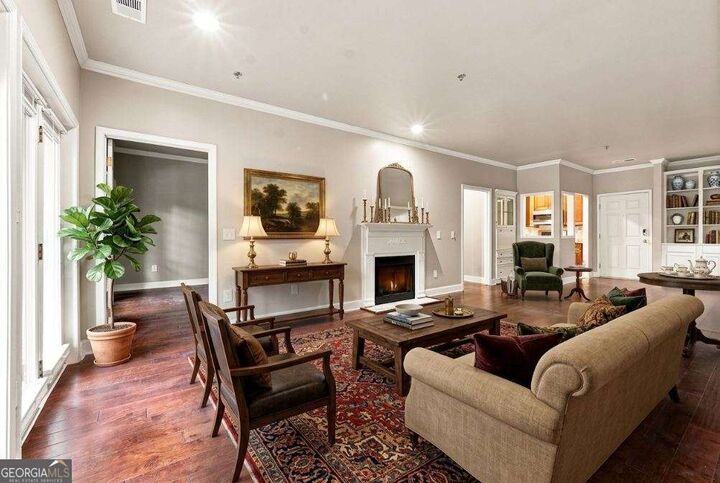 Property Photo: 2865 Lenox Road NE 210 GA 30324