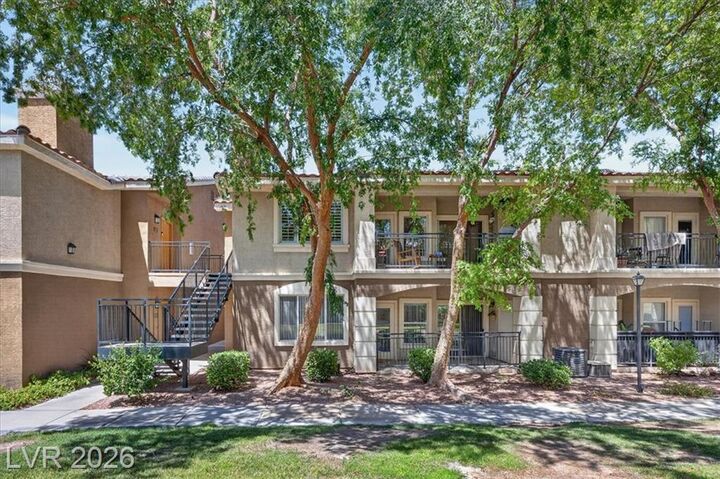 Property Photo:  2900 Sunridge Heights Parkway 625  NV 89052 