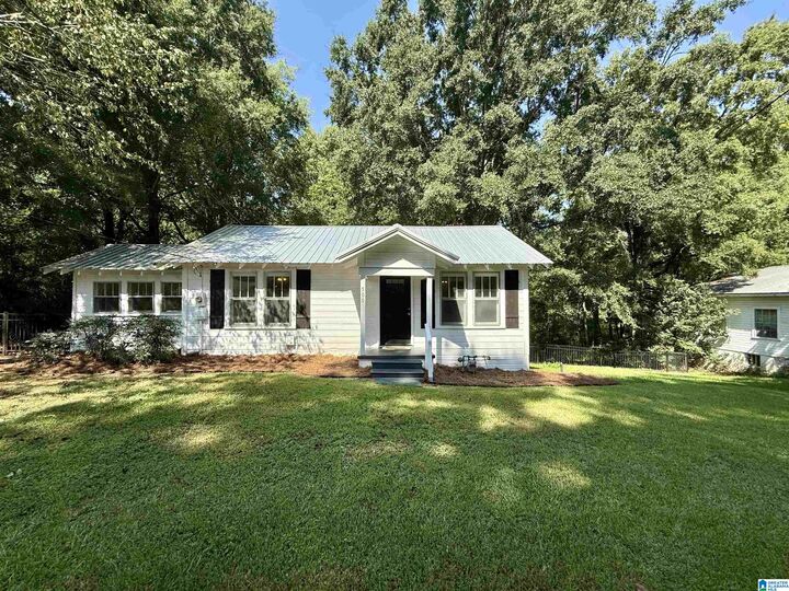 Property Photo: 500 Sorrell Road AL 35151