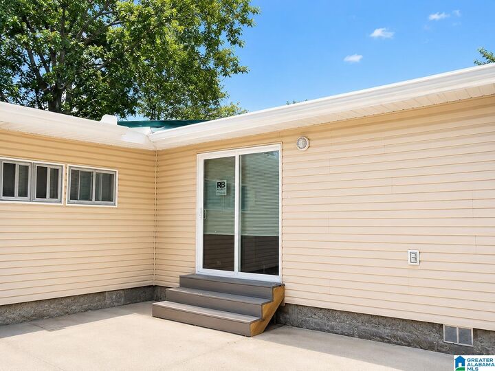 Property Photo: 2202 26th Avenue AL 35023