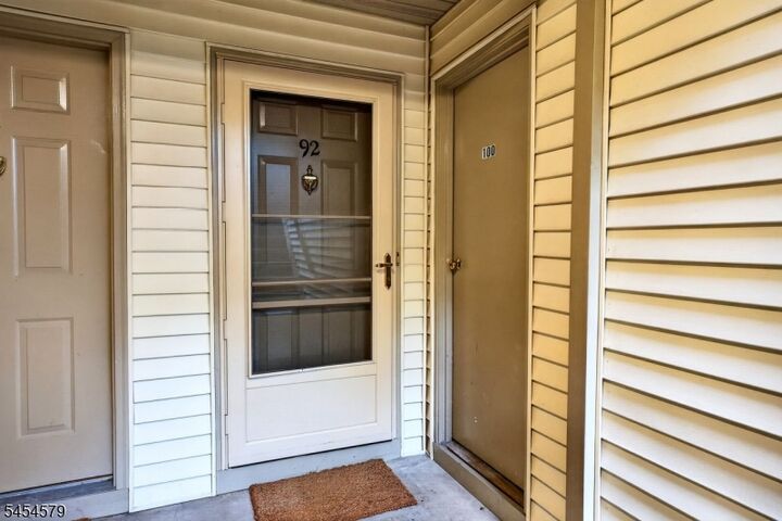 Property Photo:  92 Jamestown Rd  NJ 07920 