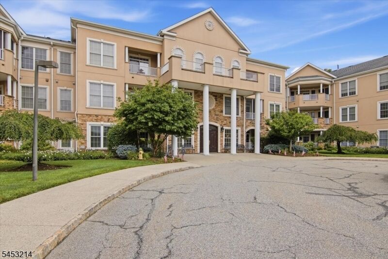 Property Photo:  1218 Hamilton Dr 218  NJ 07866 