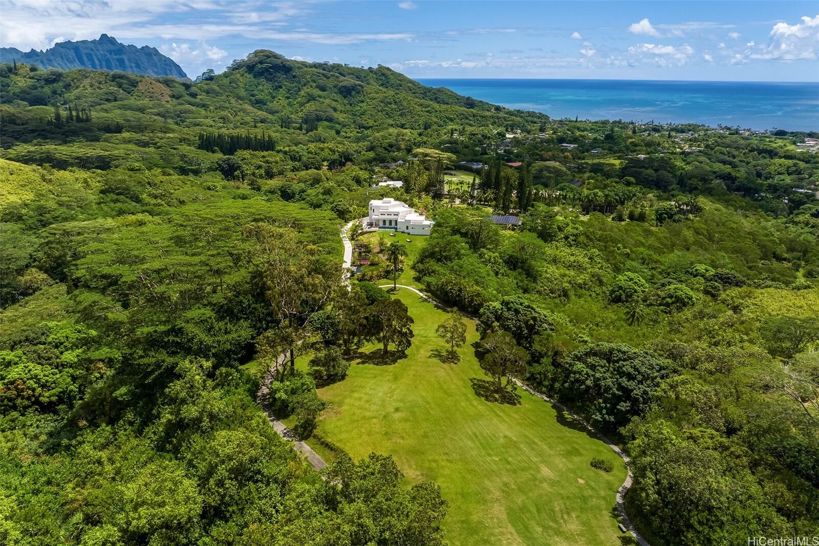 Property Photo:  47-958 Kamakoi Road  HI 96744 