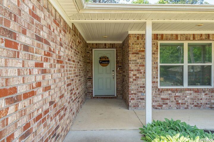 Property Photo:  515 Shady Lane  AR 72015 