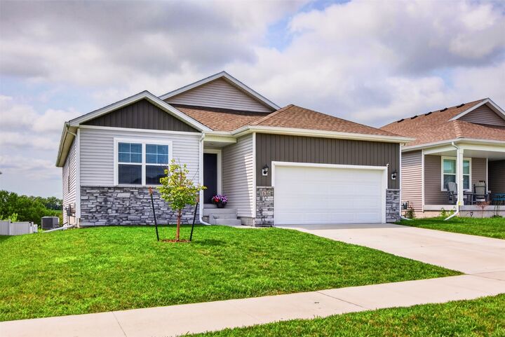 Property Photo: 1636 NE Deerfield Drive IA 50021