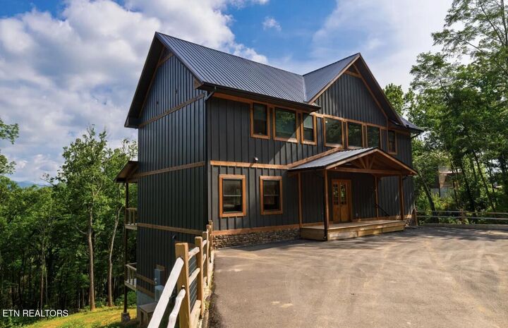 Property Photo:  1950 Spurling Rd  TN 37862 