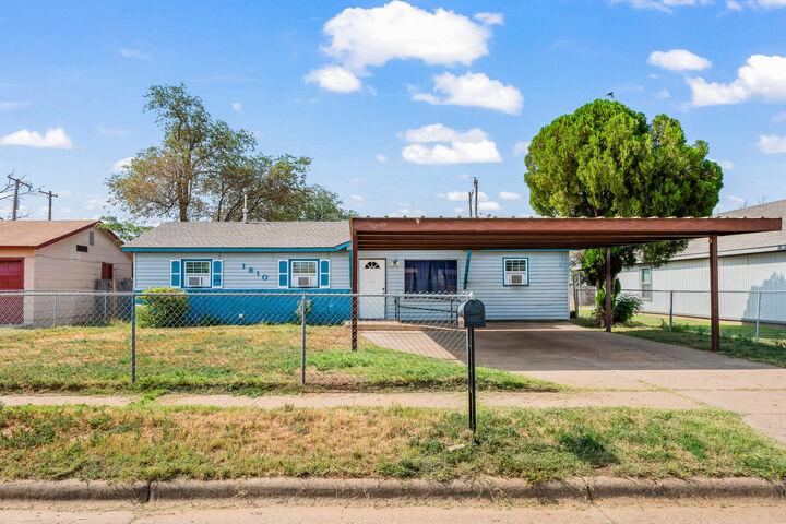 Property Photo:  1810 E Colgate Street  TX 79403 
