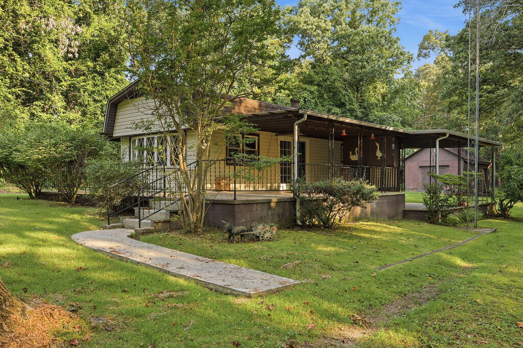 Property Photo: 354 Scenic Valley Lane KY 42076