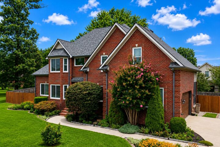 Property Photo:  608 Lacewood Court  KY 40403 