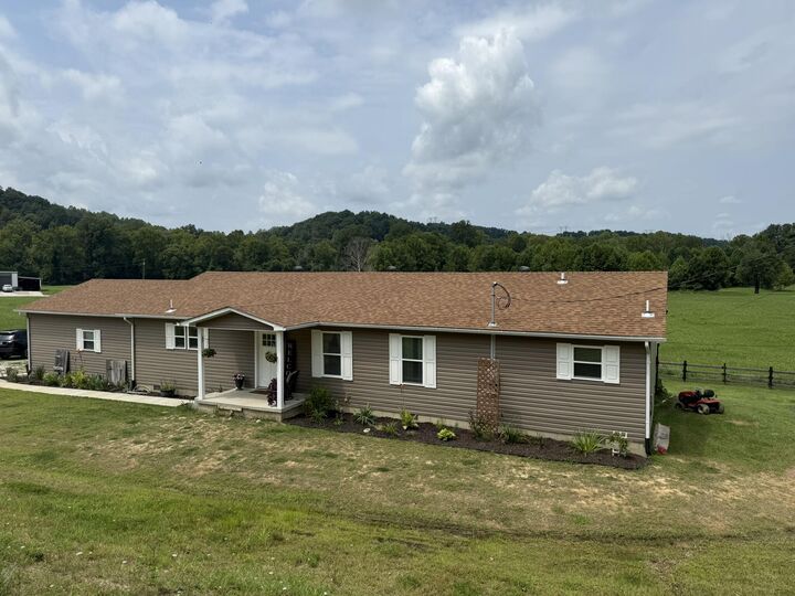 Property Photo:  9529 Grandview Lake Road  KY 41102 