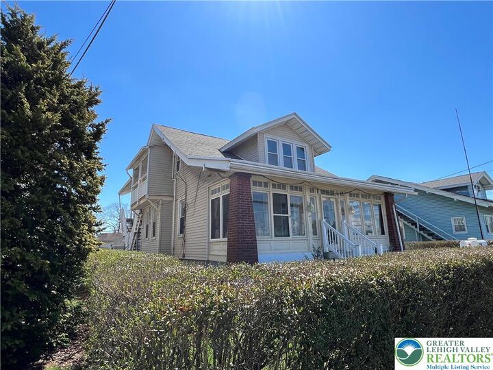 Property Photo:  3006 William Penn Highway 3  PA 18045 