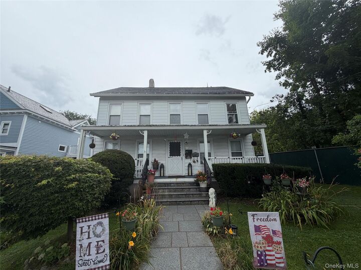 Property Photo: 20 Campwoods Road 2R NY 10562