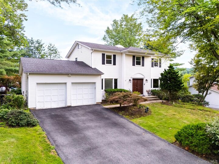 Property Photo:  14 Bubenko Drive  NY 10923 