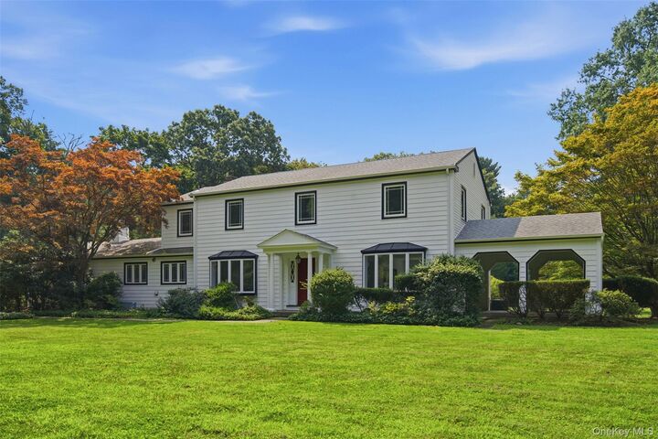 Property Photo:  897 Ripley Lane  NY 11771 
