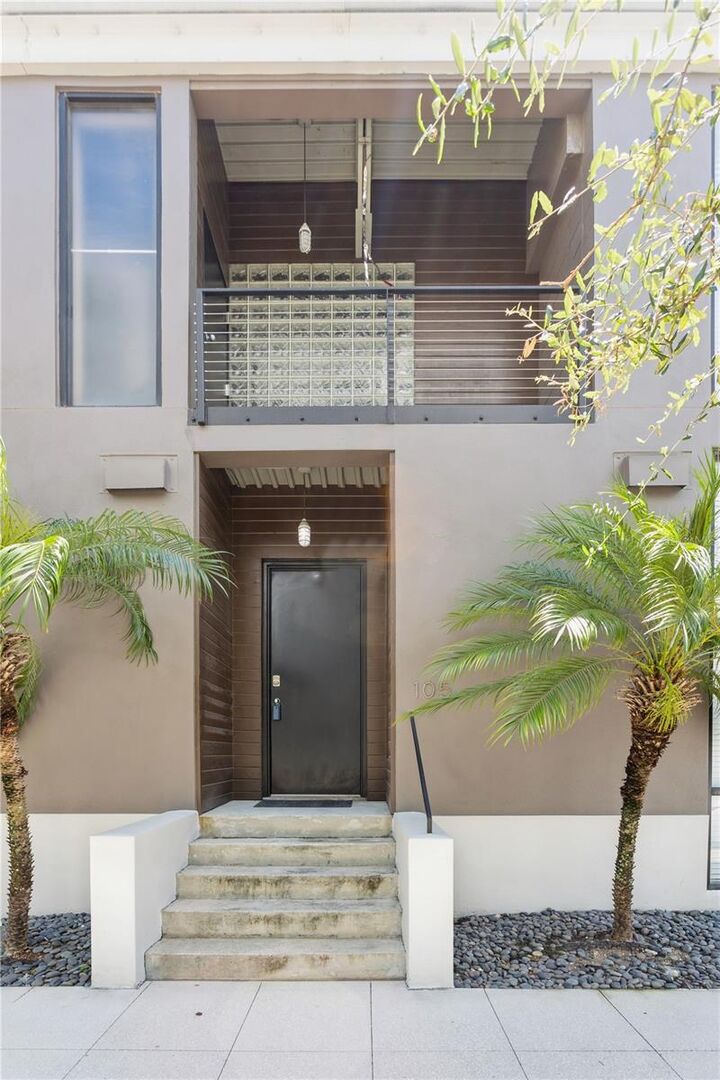 Property Photo:  217 N 12th Street 105  FL 33602 
