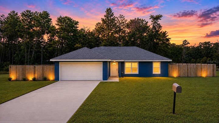 Property Photo: 138 Fisher Run FL 32179