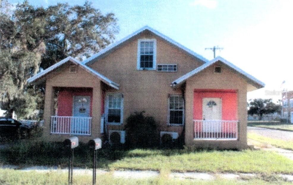 Property Photo: 225 W Effie Street FL 34266