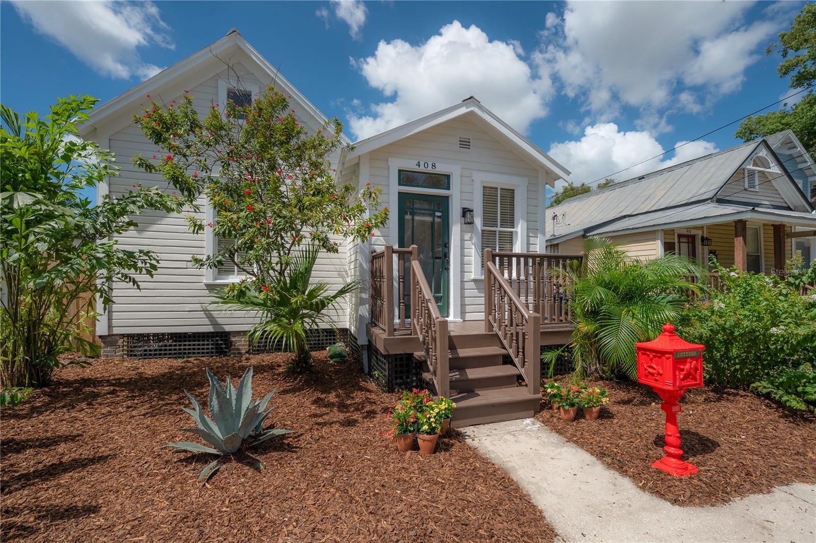 Property Photo:  408 E Amelia Avenue  FL 33602 