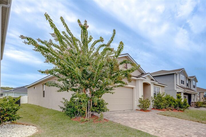 Property Photo:  7910 Waterfield Avenue  FL 32832 