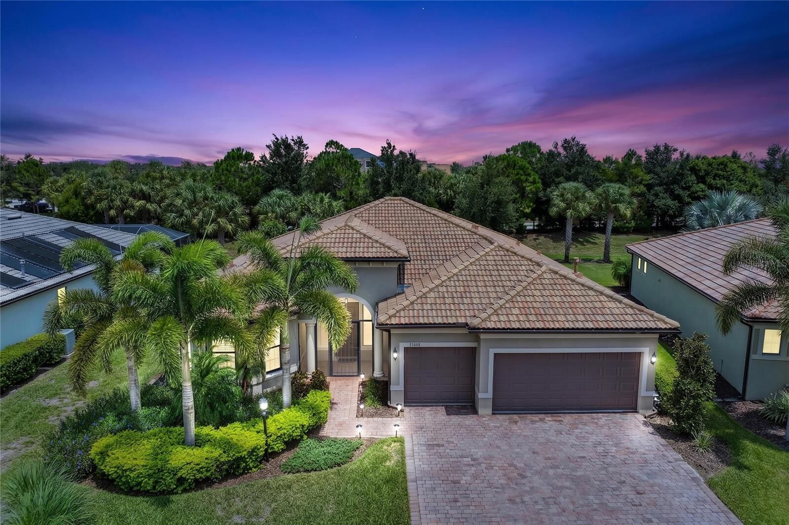 Property Photo:  17226 Seaford Way  FL 34202 
