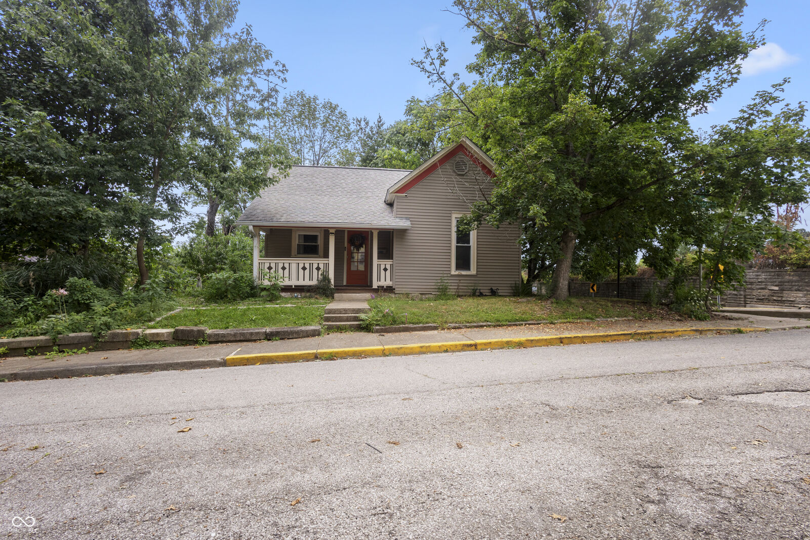 Property Photo:  308 S Davisson Street  IN 47403 