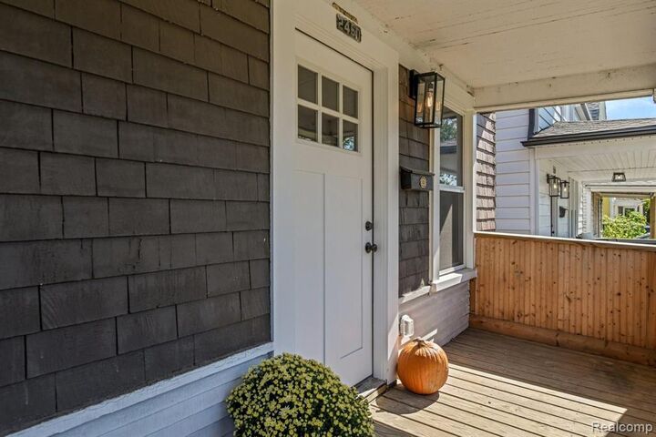 Property Photo: 2460 Seyburn Street MI 48214 1753