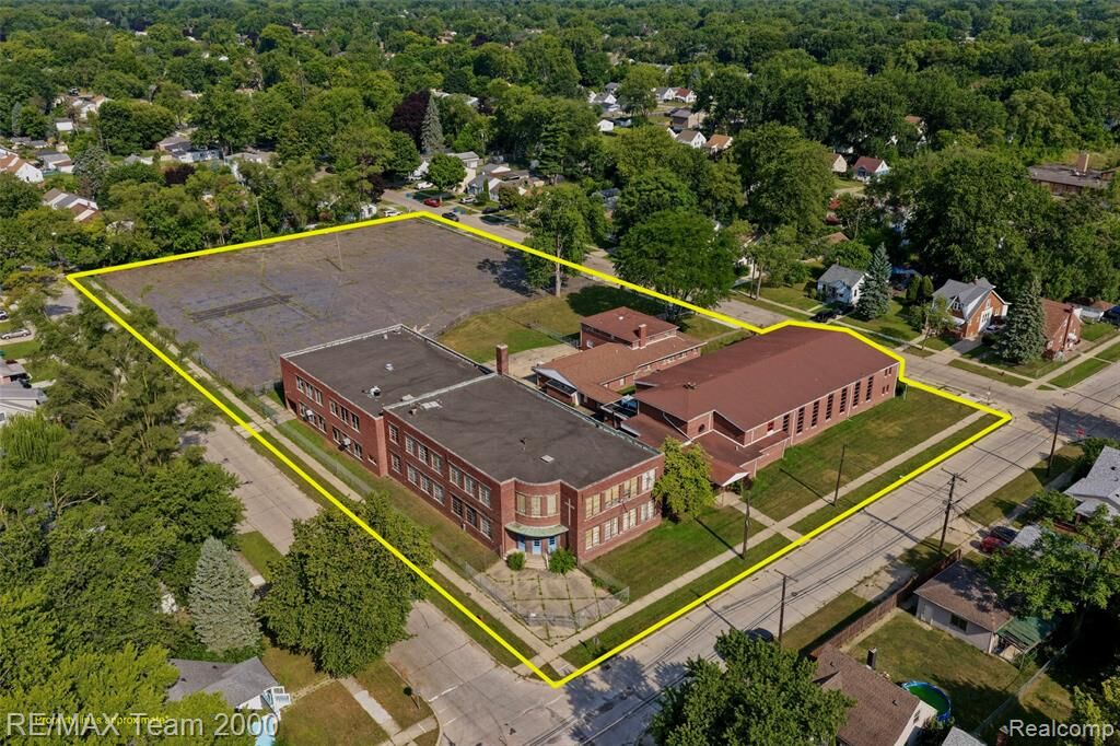 Property Photo: 26123 McDonald Street MI 48125 1498