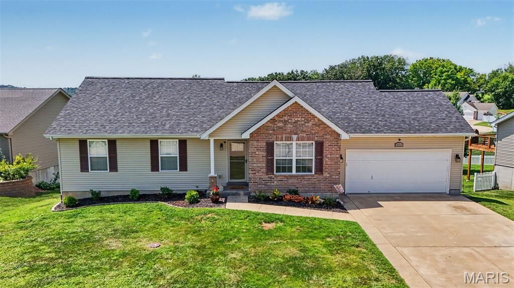 Property Photo: 7034 Brooks Farm Drive MO 63051