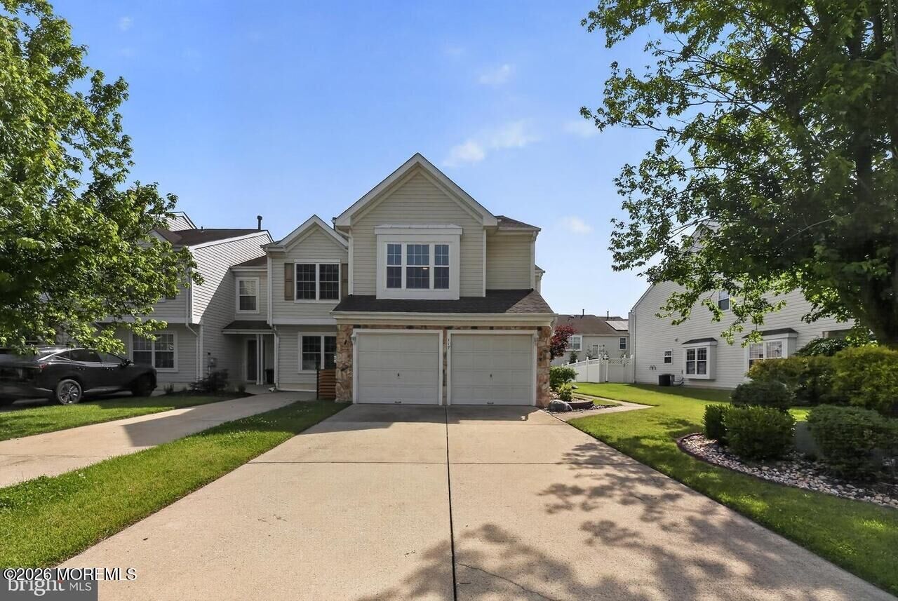 Property Photo:  117 Buckingham Way  NJ 08054 