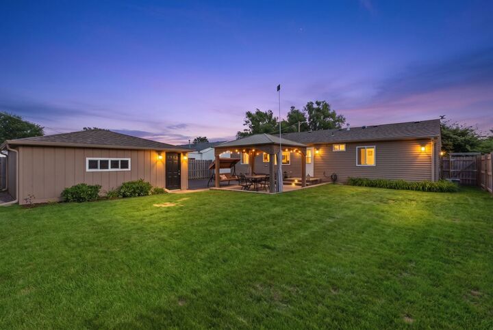 Property Photo: 218 Hayes Avenue IL 60446