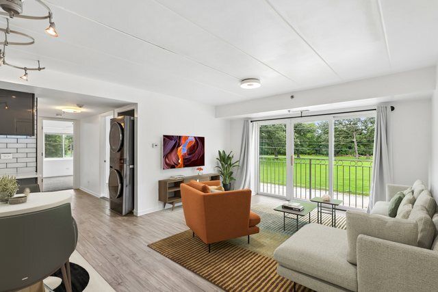 Property Photo:  7335 Oakwood Avenue 2F  IL 60534 