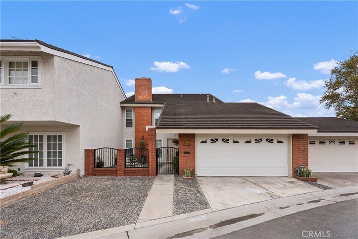 Property Photo: 5112 Kingscross CA 92683