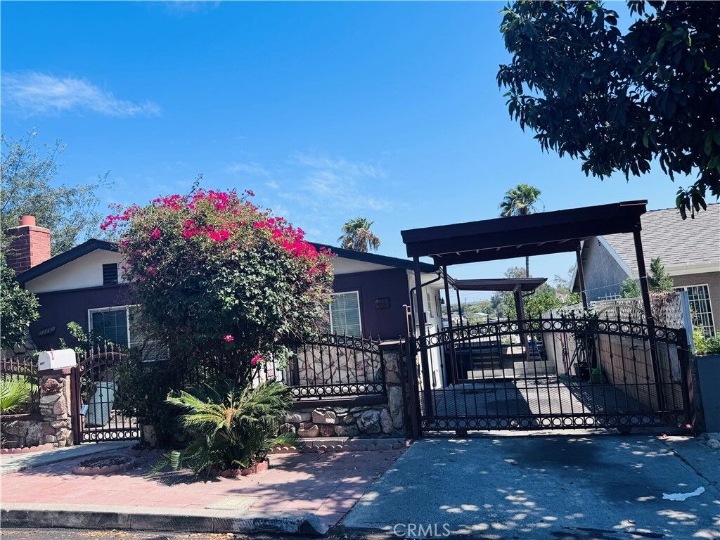 Property Photo:  5226 Ithaca  CA 90032 