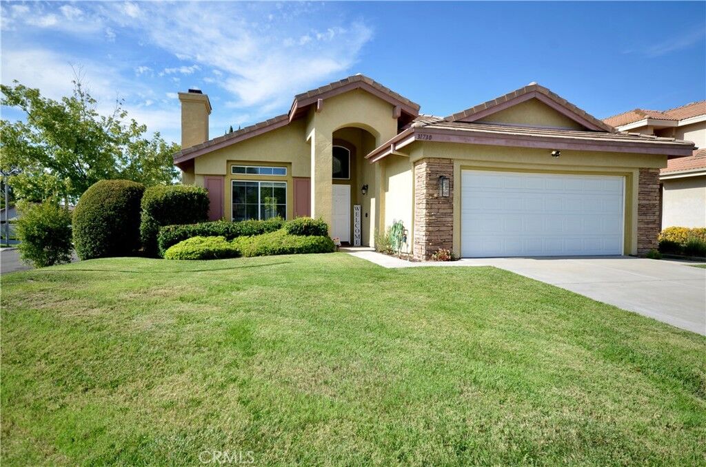 Property Photo:  31730 Via Cordoba  CA 92592 