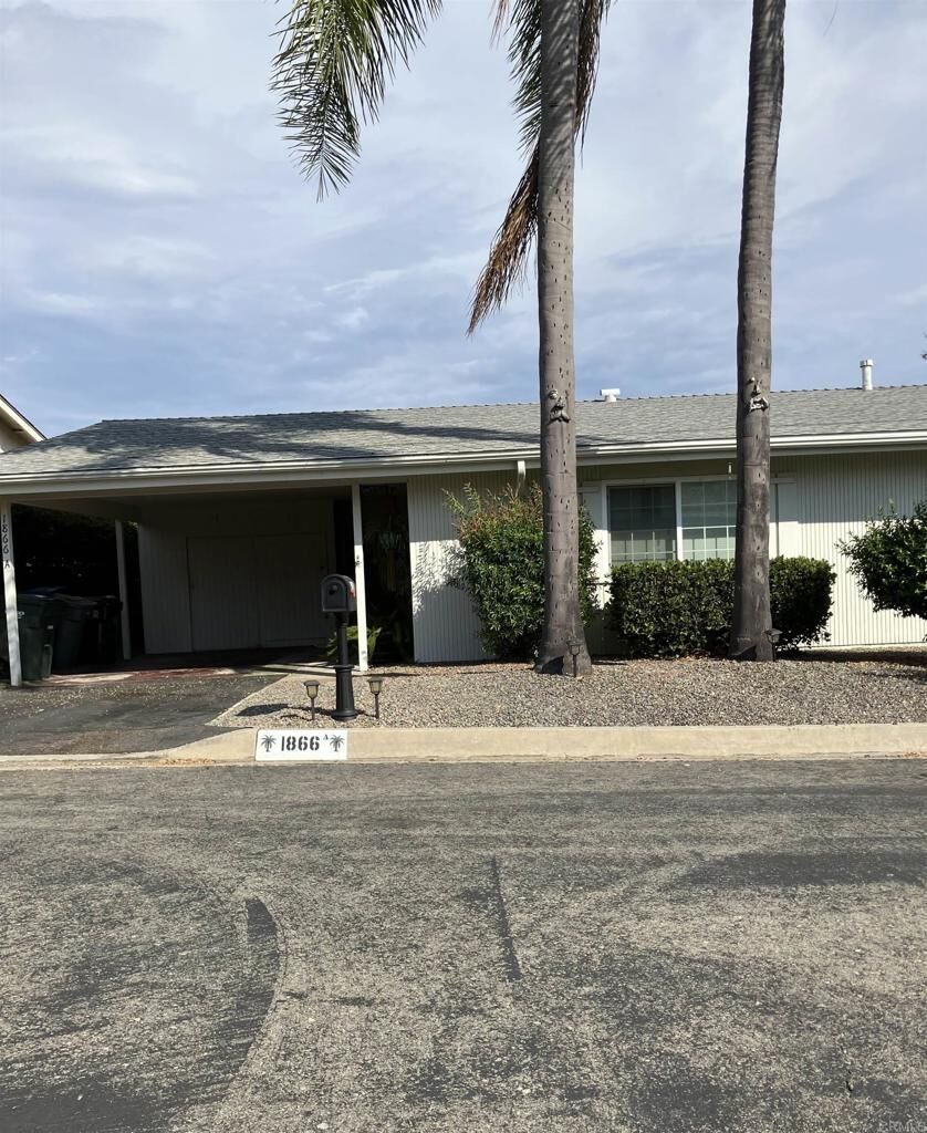 Property Photo: 1866 Fairway Park Circle A CA 92026