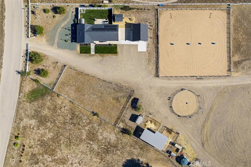 Property Photo:  169 Cimarron  CA 93420 