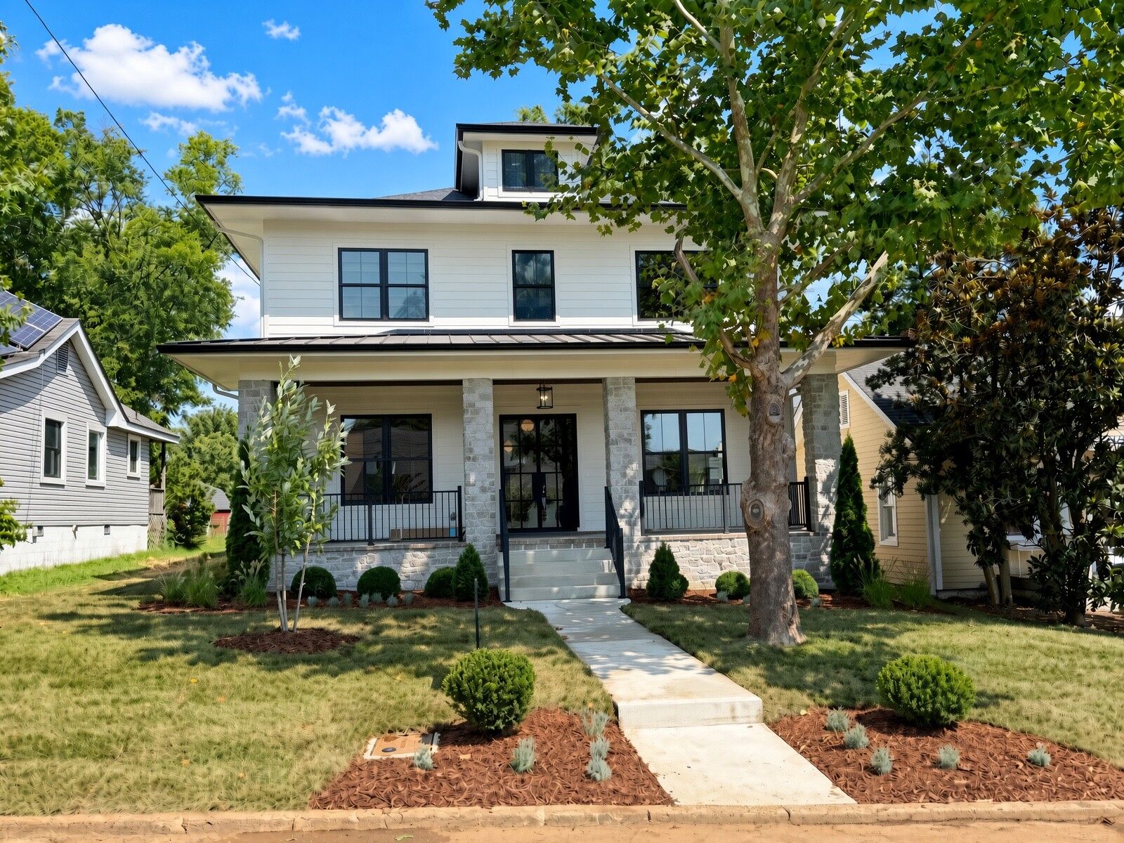 Property Photo: 120 39th Ave N TN 37209