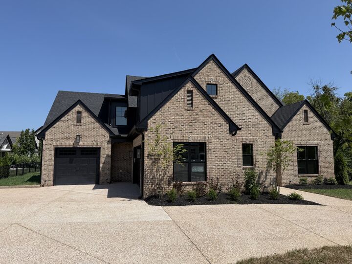 Property Photo:  1137 Willow Springs Dr  TN 37087 