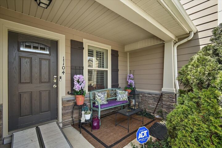 Property Photo:  1104 Neeleys Bnd  TN 37174 