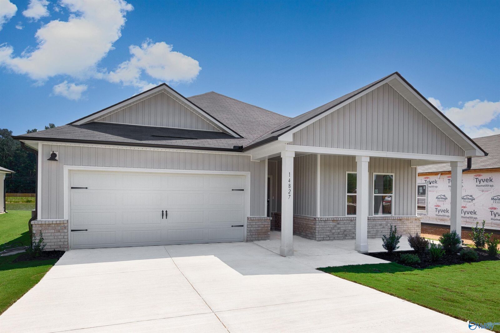 Property Photo: 14827 Lapwing Cove AL 35611