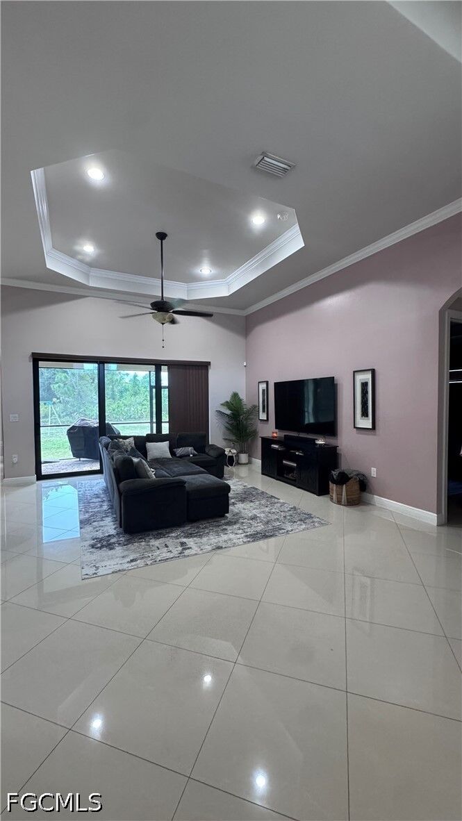 Property Photo: 607 Johns Avenue FL 33972