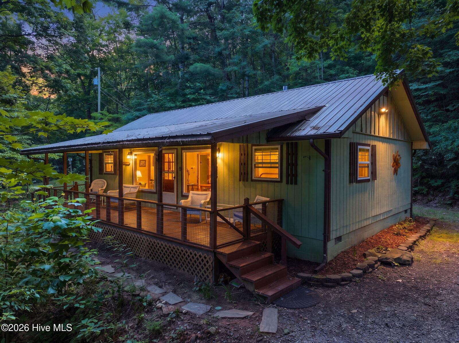 Property Photo: 452 Paradise Road NC 28771
