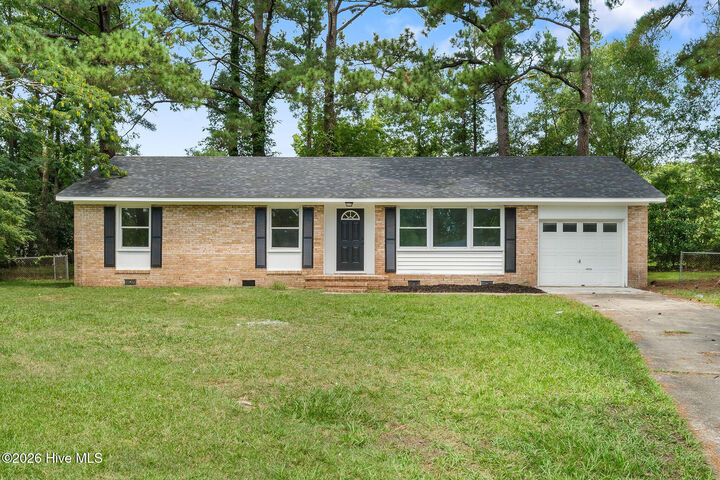 Property Photo:  513 Birchwood Court  NC 28546 