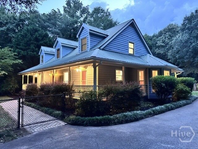 Property Photo:  1010 Double Bridges Road  GA 30683 