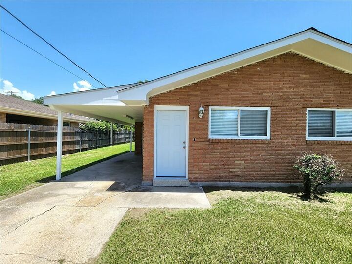 Property Photo:  116 Kappa Street A  LA 70037 